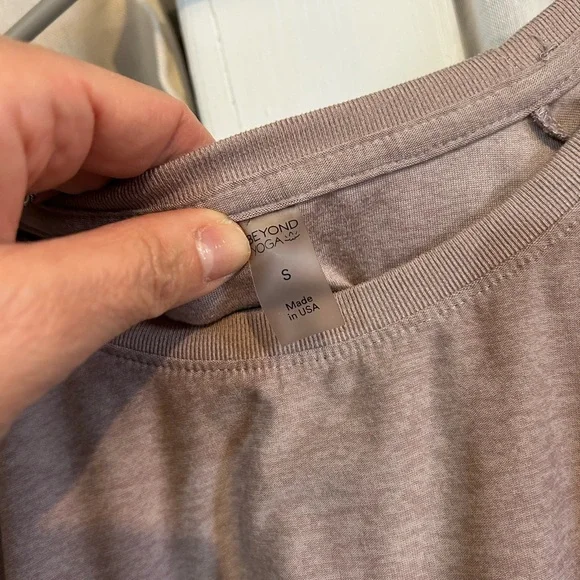 Beyond Yoga Long Sleeve Top - Mauve - Picture 2 of 5